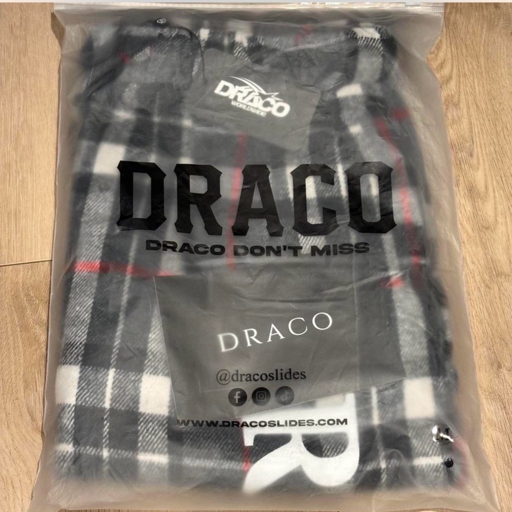 NWT Draco Worldwide Plaid Pajama Pants